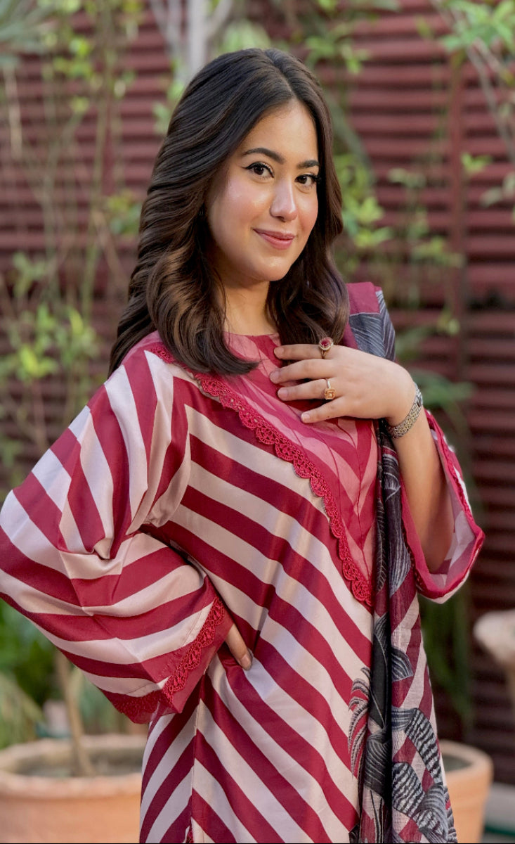 Gulnaar Maroon
