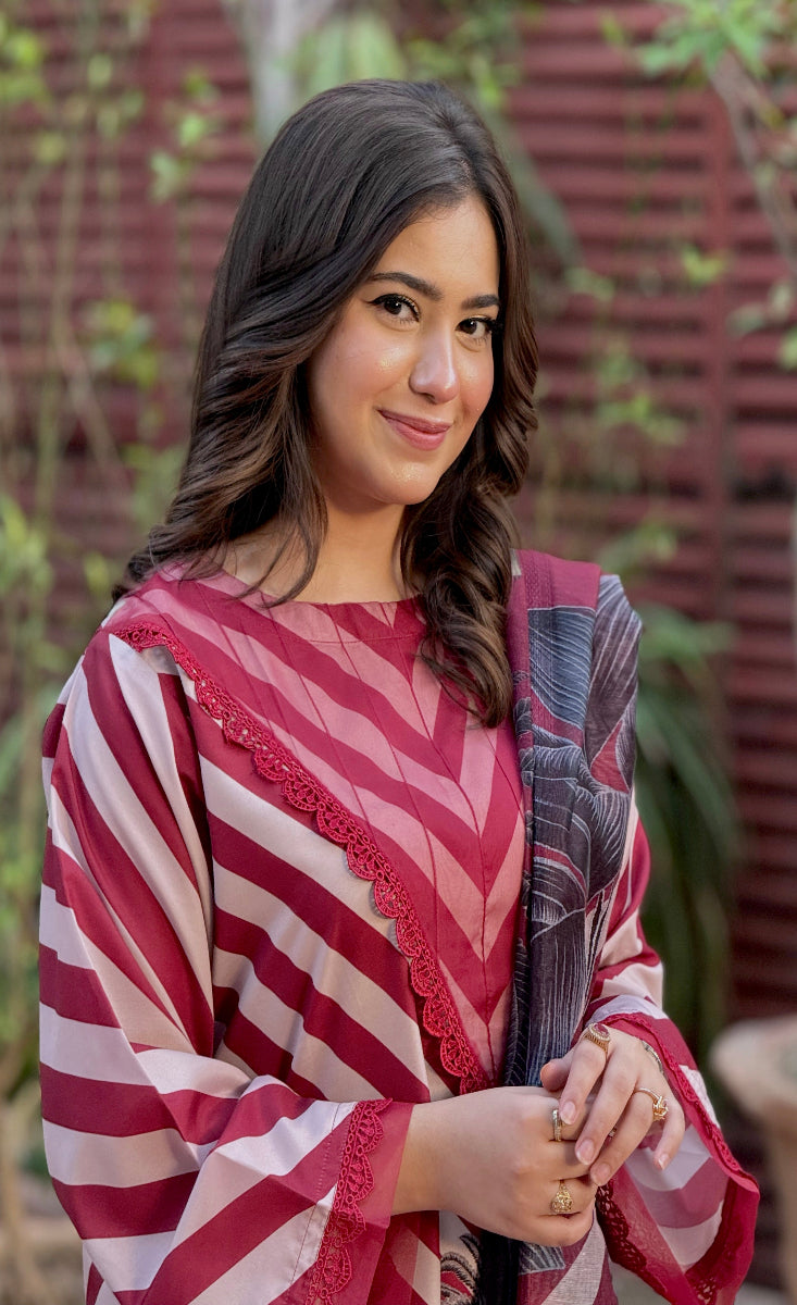 Gulnaar Maroon
