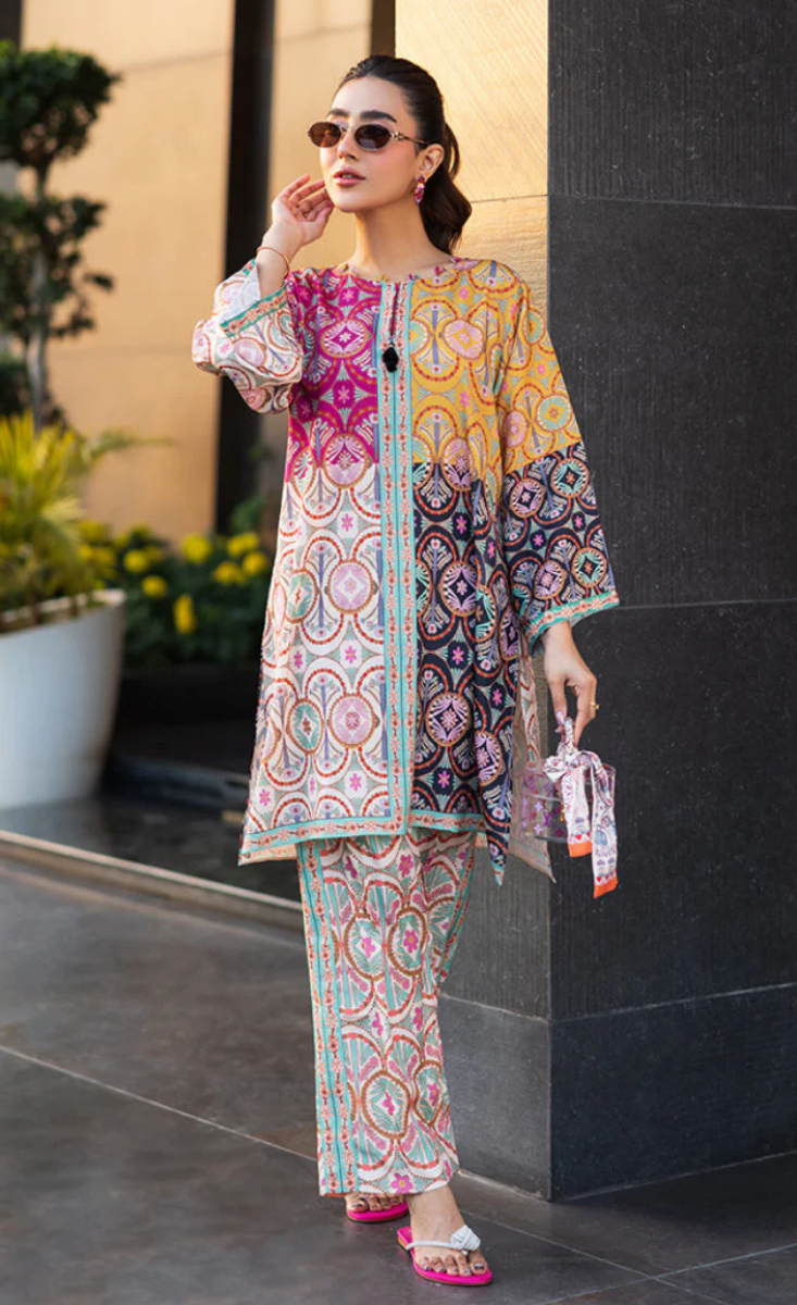 Mahrosh (ماہ روش)