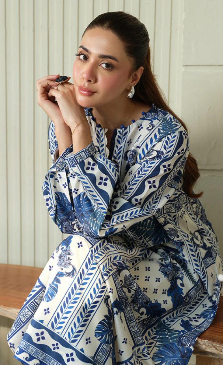 Beenaaz (بے ناز)