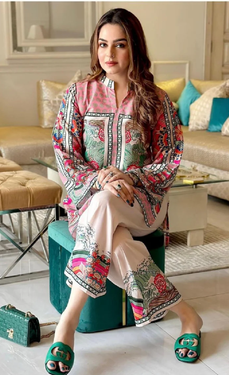 Gulabkaar (گلابکار)