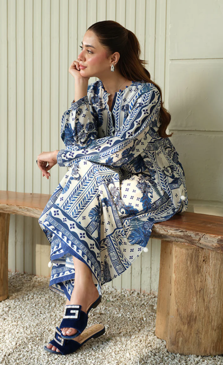 Beenaaz (بے ناز)