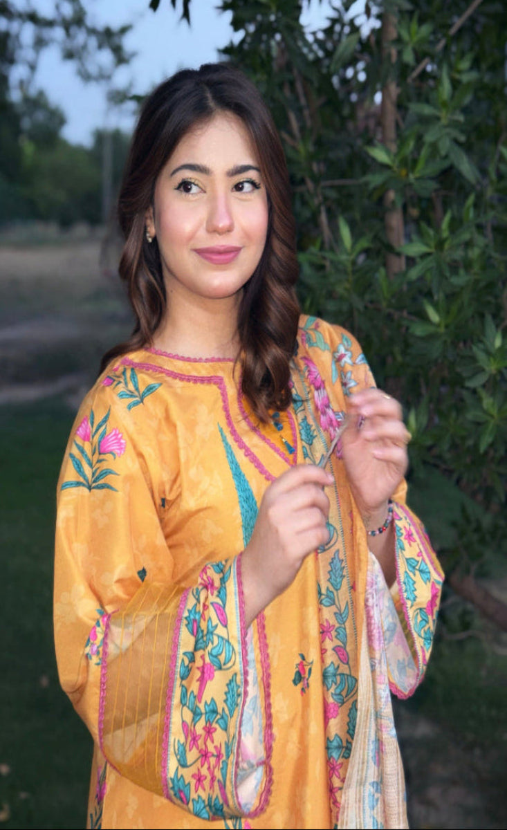 Zarqa Gul