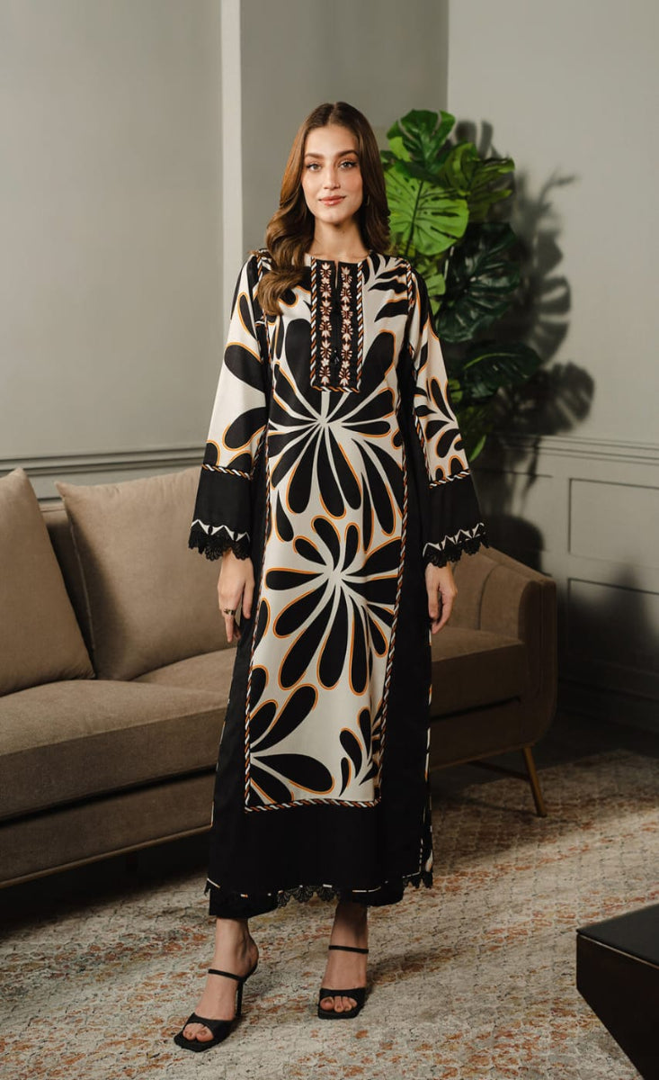 Noir Bloom Co-ord Set – نوار بلوم کوآرڈ سیٹ