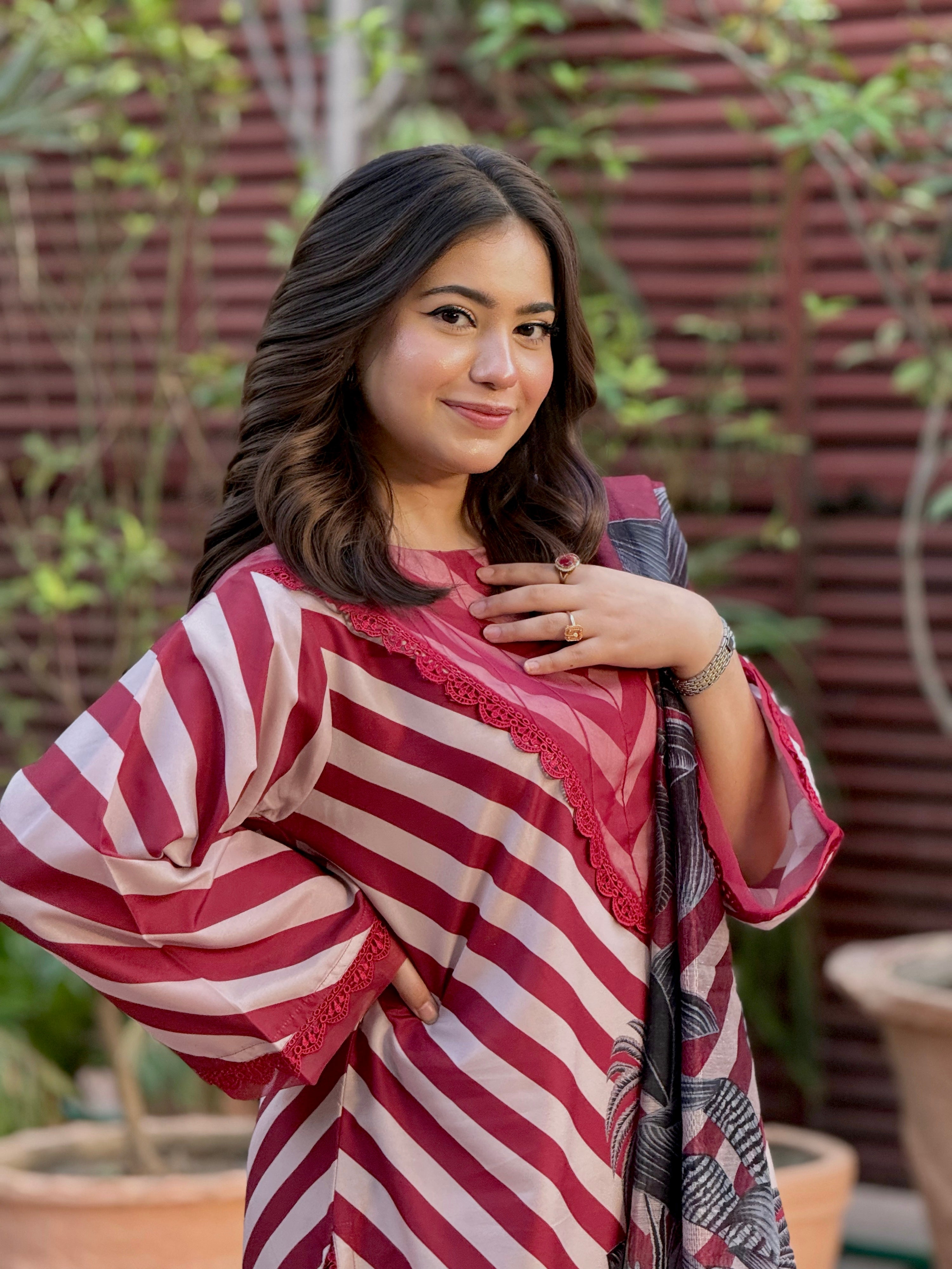 Gulnaar Maroon