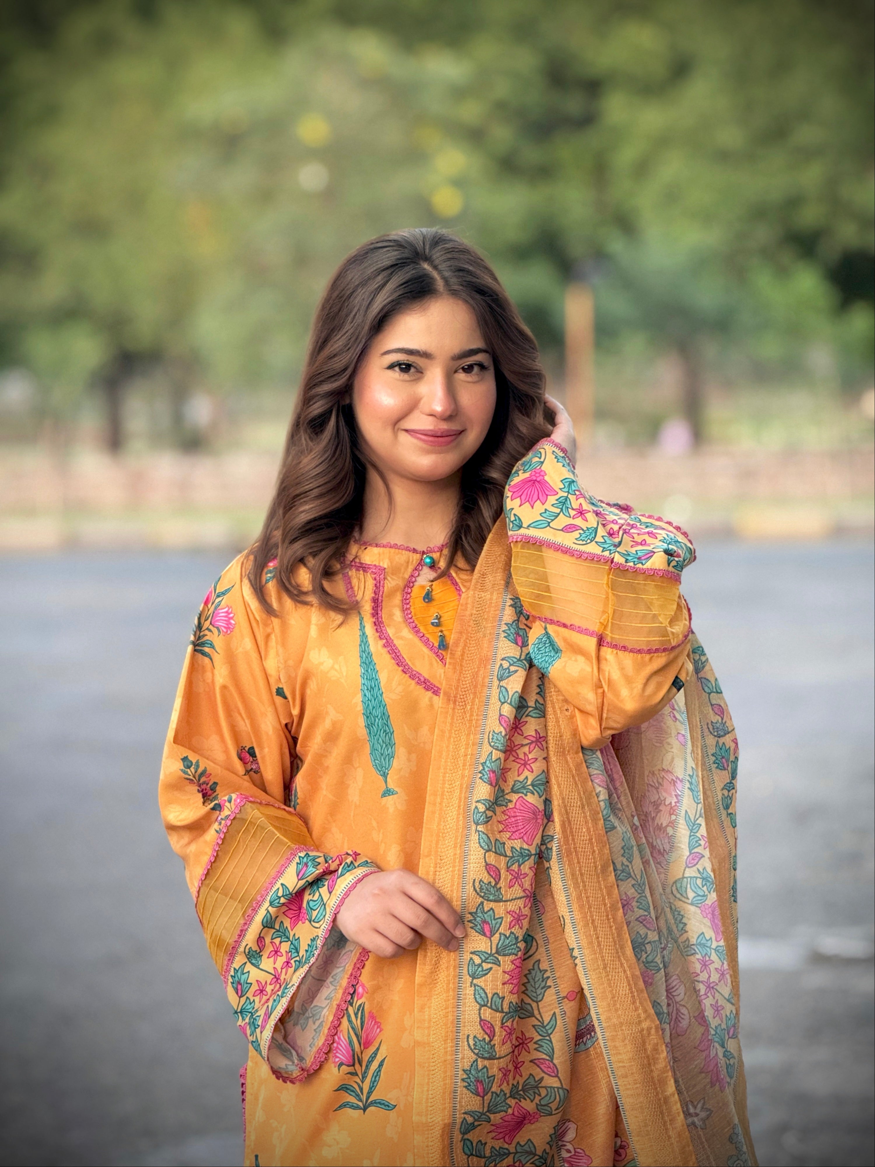 Zarqa Gul